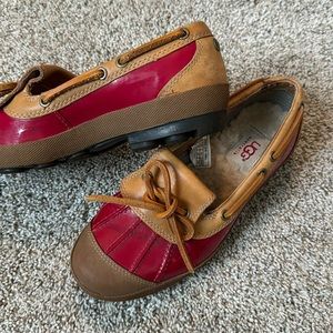 UGG rain shoes, Shearling-lined, size 6 women’s